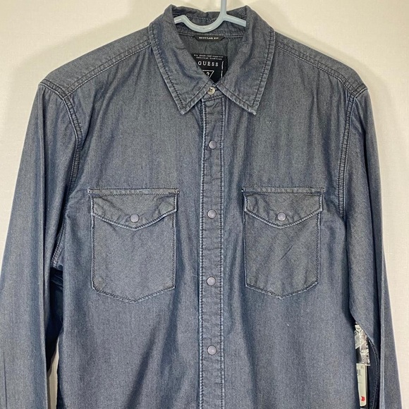 Guess Regular Fit Button Up Logan Shirt NWT - Picture 2 of 13